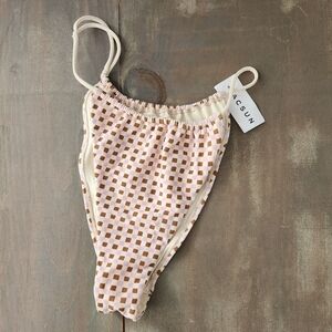NWT PacSun Brown and Pink Checkered Print Bikini Bottom – Size Large